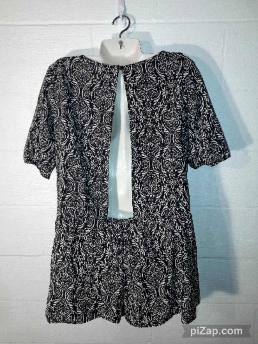 My Story Women's Sz Large Romper Shorts Set Cutout Back Navy Blue Black White